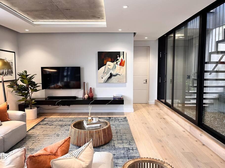 Penthouse With Private Pool Apartment Cape Town