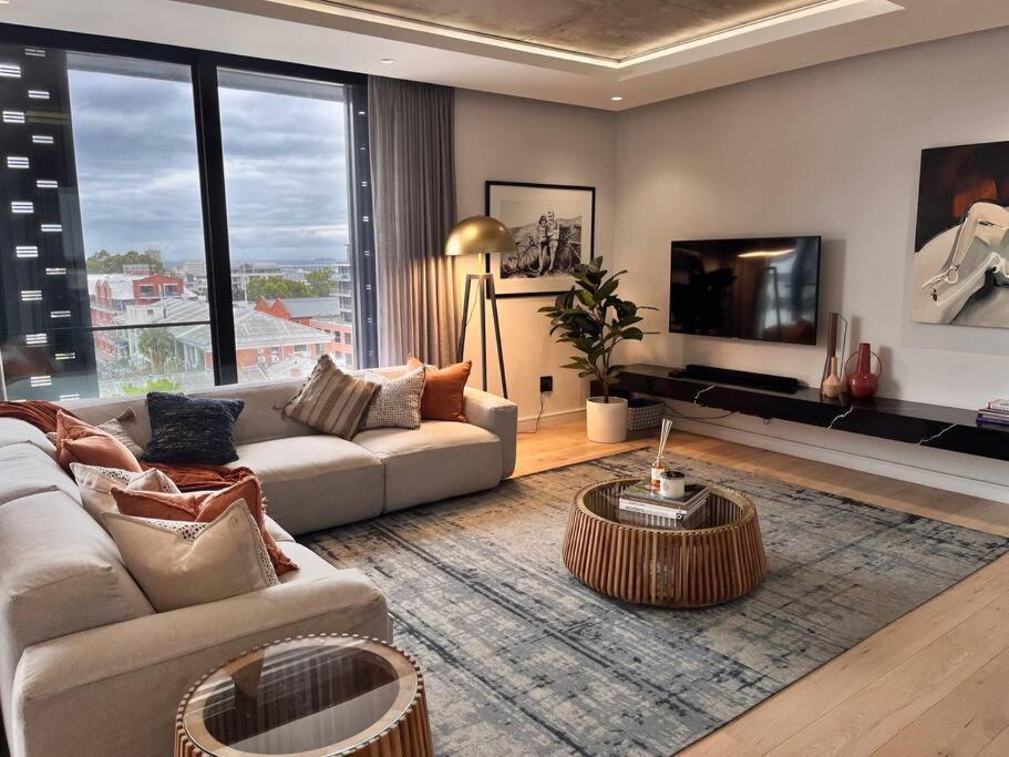 Penthouse With Private Pool Cape Town