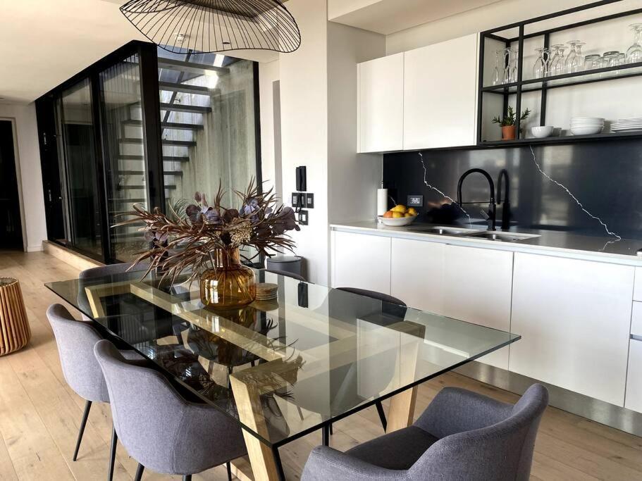 Penthouse With Private Pool Apartment Cape Town